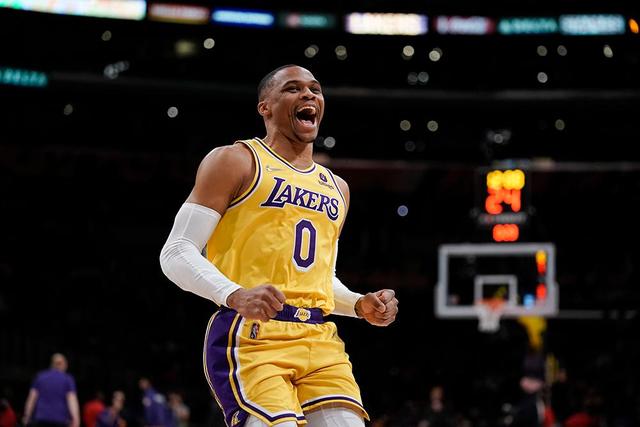 顾全35分深圳力克福建 山东险胜送江苏12连败